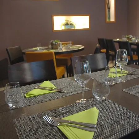 Logis Le Chêne 2* Savenay