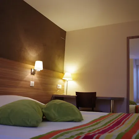 Hotel Logis Le Chêne Savenay