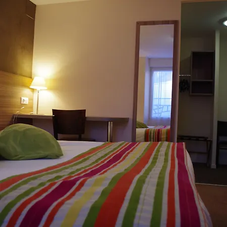 Logis Le Chene Hotel Savenay