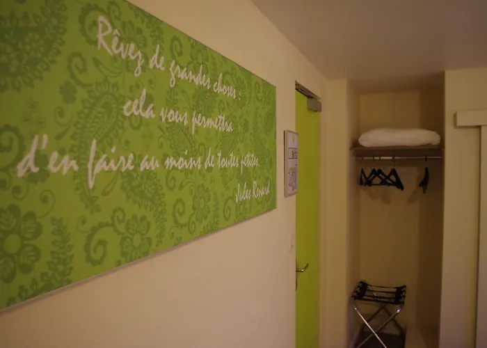 Hotel Logis Le Chêne Savenay