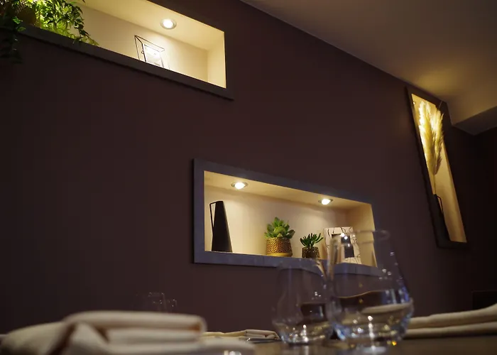 Logis Le Chêne Hotel